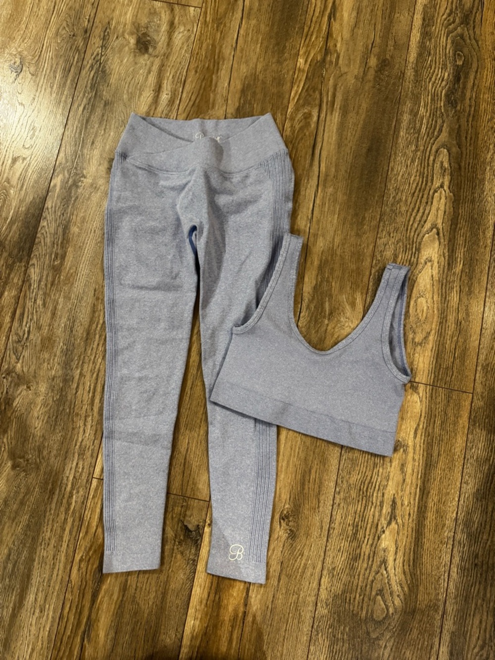 Bombshell sportswear seamless scrunch set